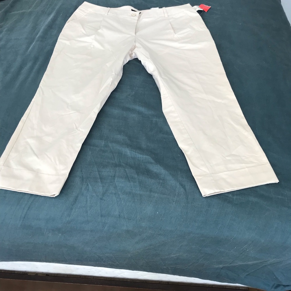 Women capris